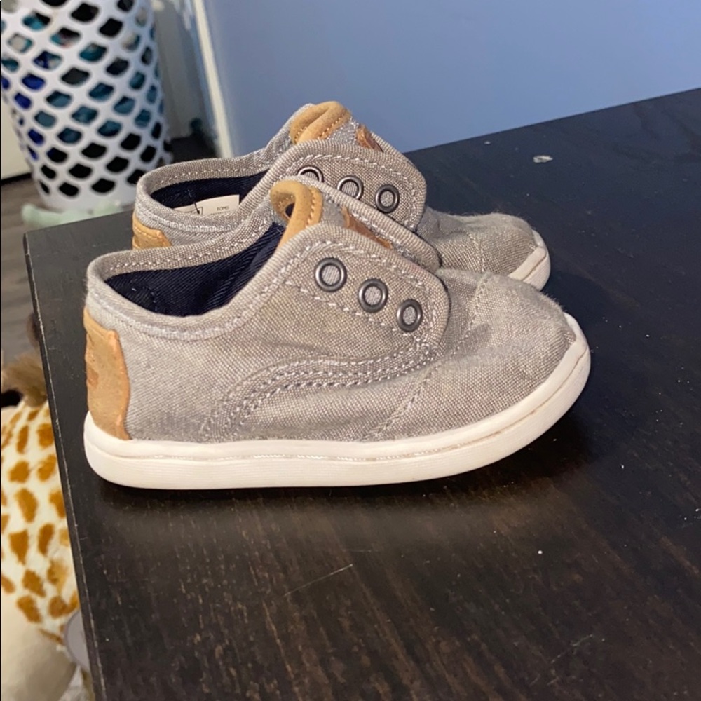 Baby toms